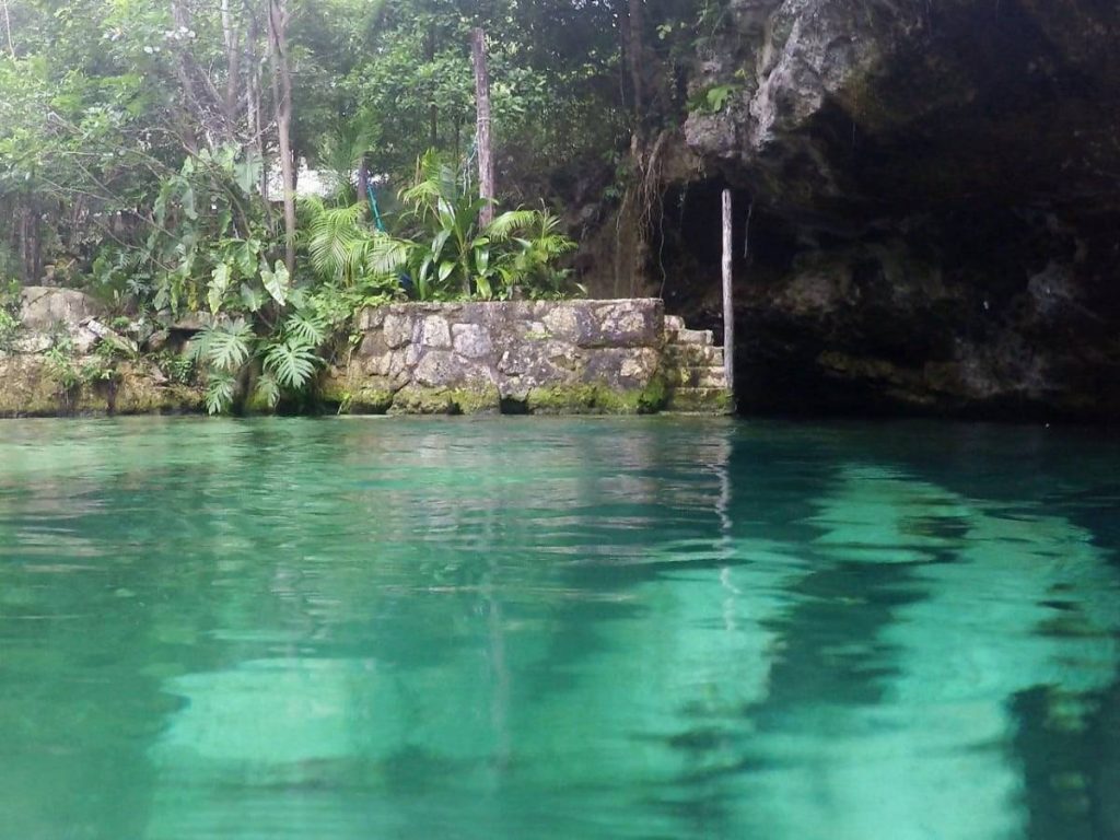 cenotes