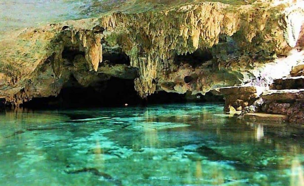 cenotes