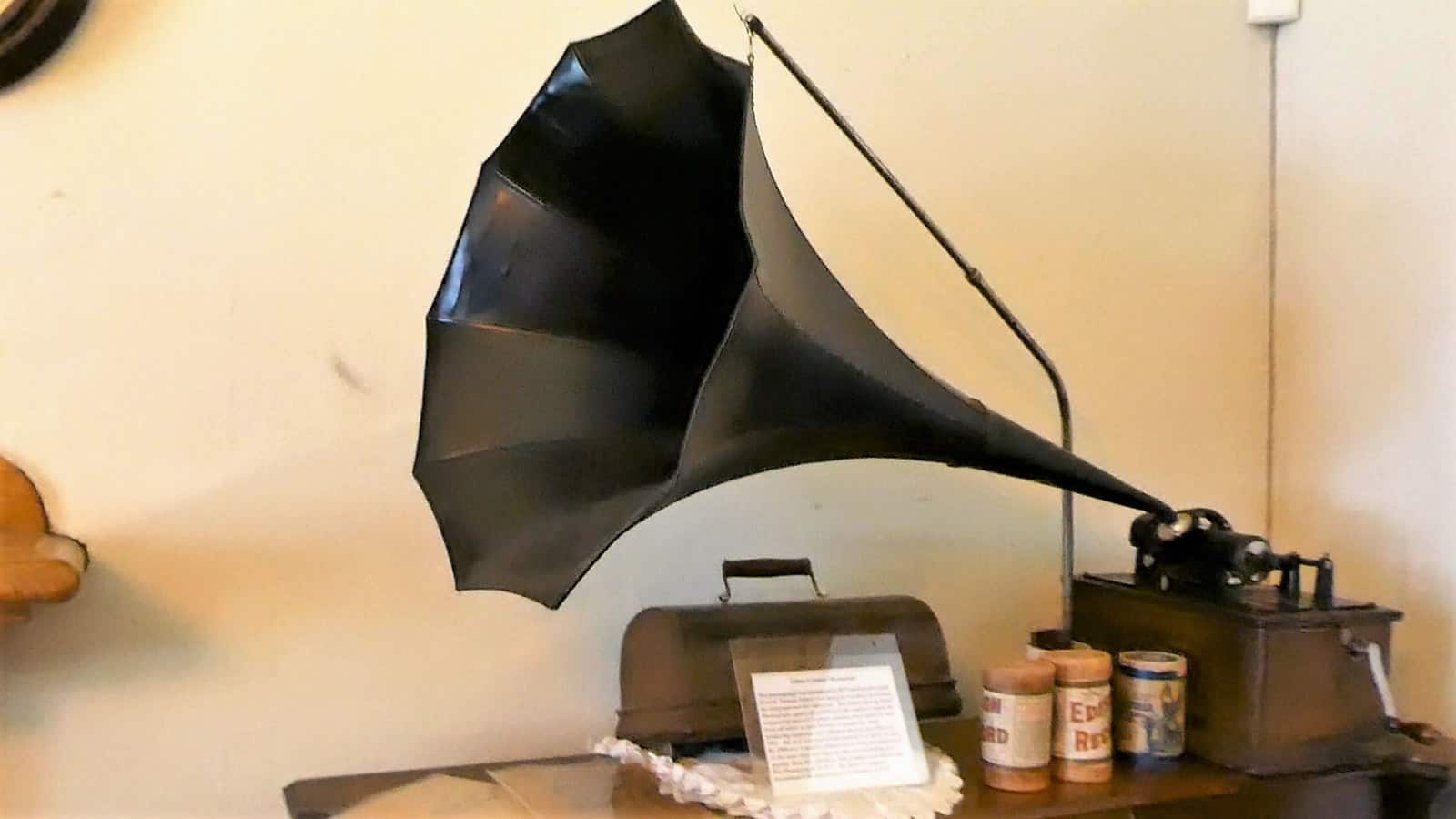Phonograph at the Fort Dalles Museum
