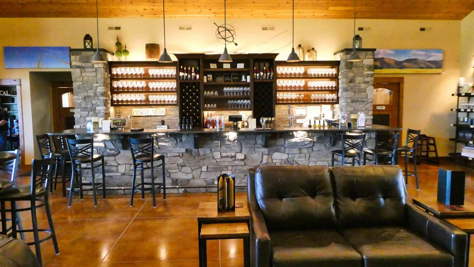 Columbia Gorge Wine - Stave & Stone Winery