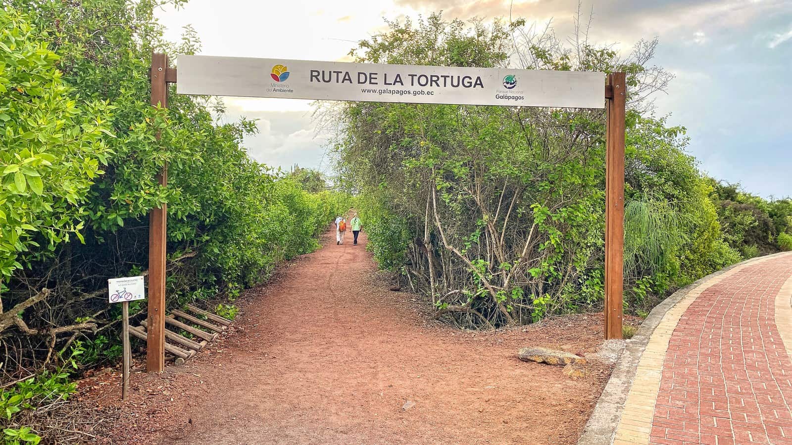 Galapagos Darwin Center